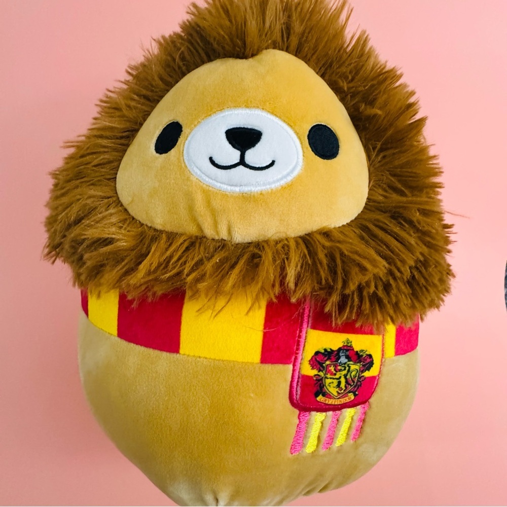 Harry Potter Squishmallows Gryffindor Lion 10” Plush – NWT Wizarding World